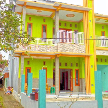 Tamansuruh Osingvacation Bed & Breakfast エクステリア 写真