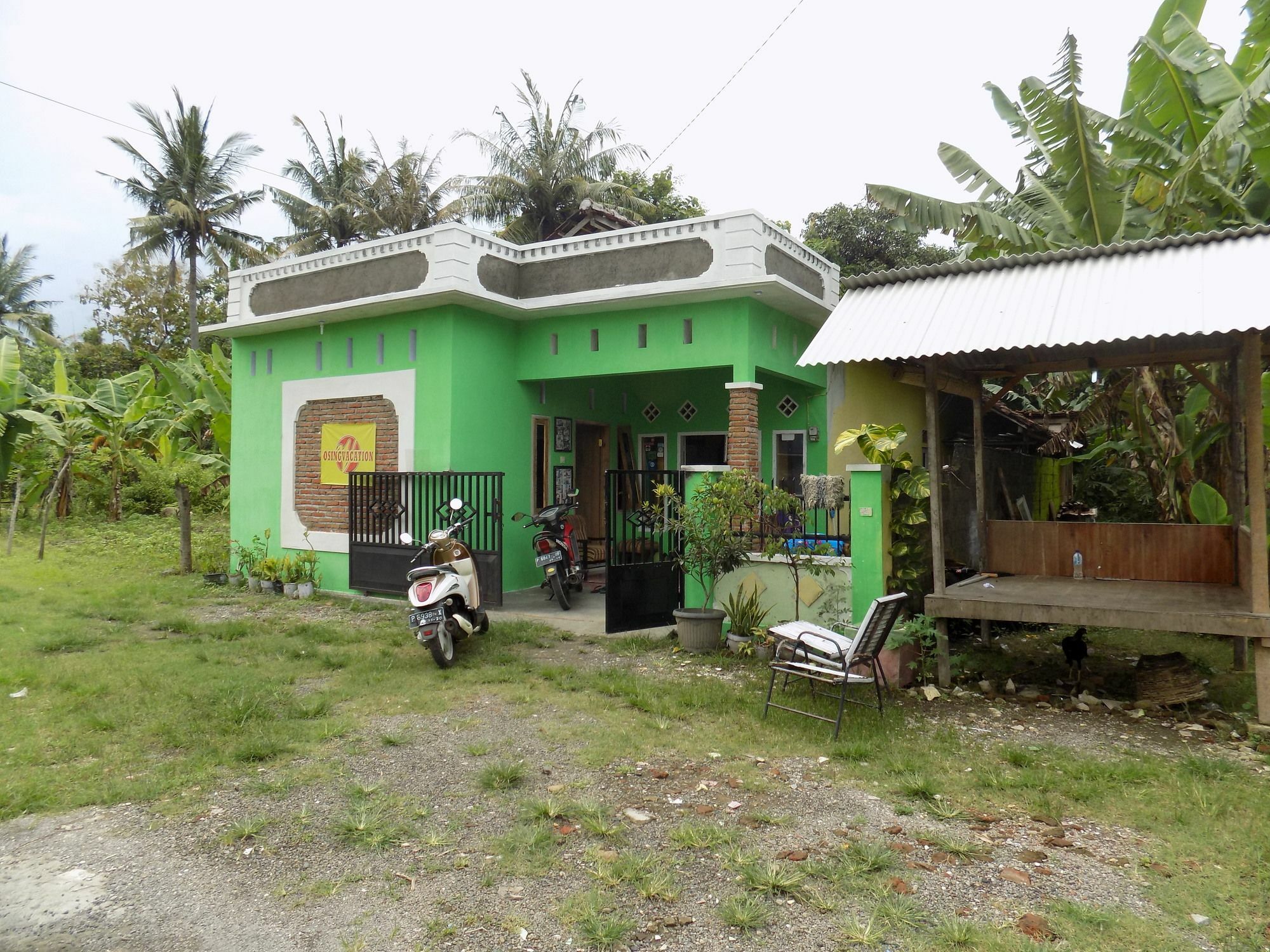Tamansuruh Osingvacation Bed & Breakfast エクステリア 写真